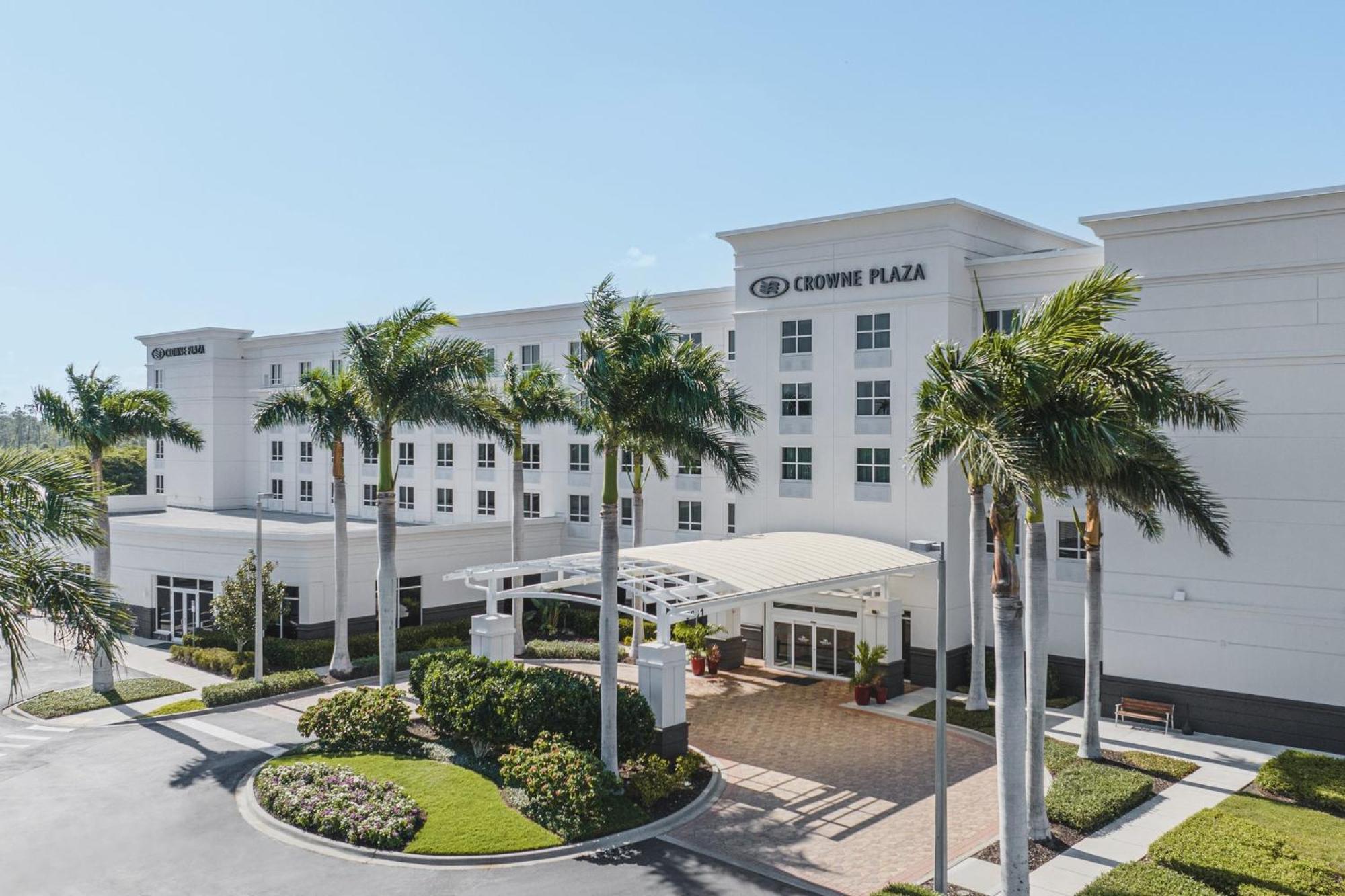 Crowne Plaza Ft Myers Gulf Coast, An Ihg Hotel Fort Myers Buitenkant foto